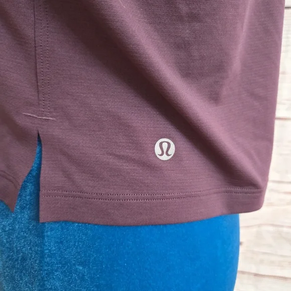 Lululemon Athletic Top Short Sleeve Size S - Picture 4 of 8